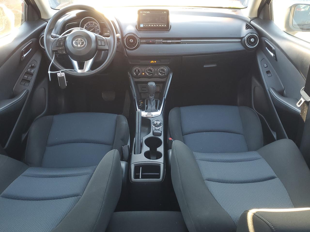 Photo 7 VIN: 3MYDLBYV5HY170765 - TOYOTA YARIS 