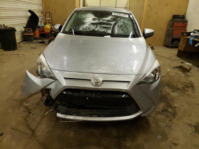 Photo 4 VIN: 3MYDLBYV5HY174945 - TOYOTA YARIS 