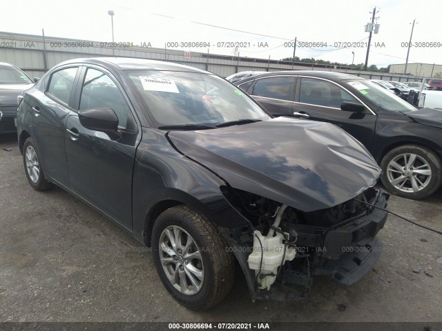 Photo 0 VIN: 3MYDLBYV5HY187615 - TOYOTA YARIS IA 