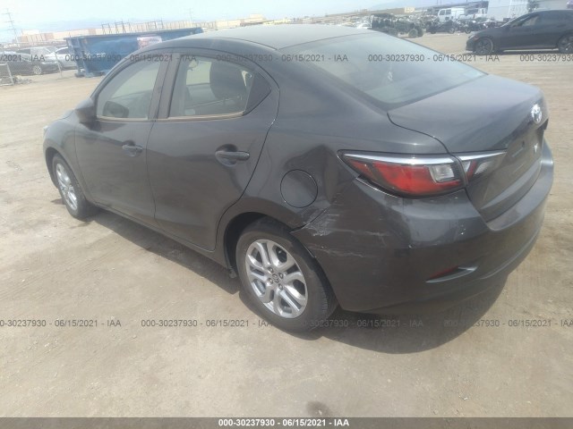 Photo 2 VIN: 3MYDLBYV5JY316345 - TOYOTA YARIS IA 