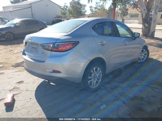 Photo 3 VIN: 3MYDLBYV5JY319844 - TOYOTA YARIS IA 