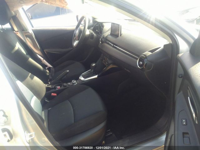 Photo 4 VIN: 3MYDLBYV5JY327796 - TOYOTA YARIS IA 