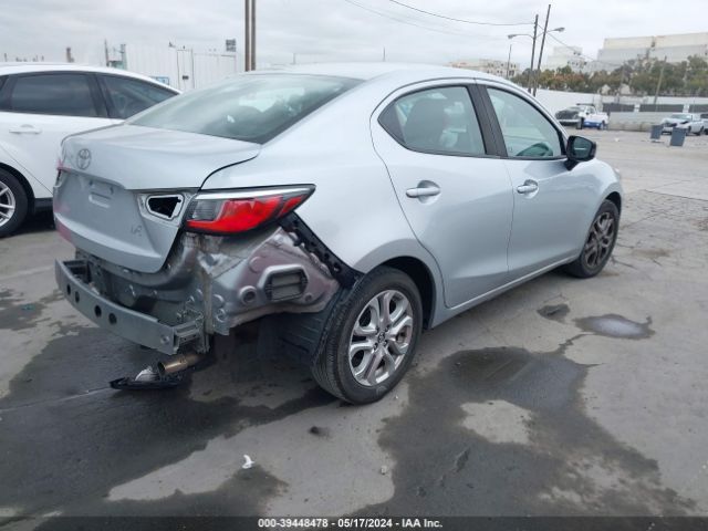 Photo 3 VIN: 3MYDLBYV5JY331301 - TOYOTA YARIS IA 