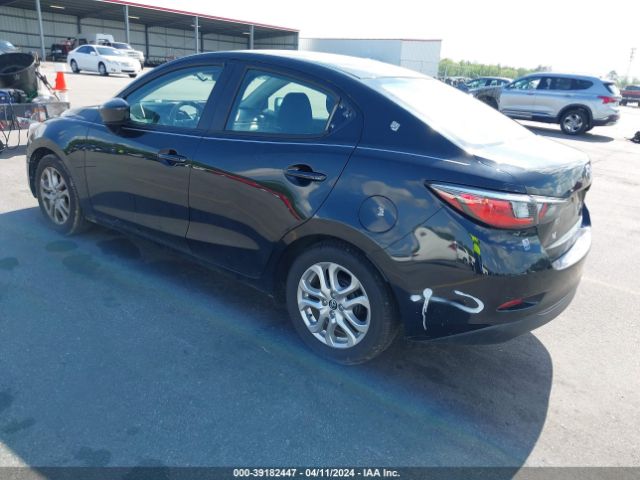 Photo 2 VIN: 3MYDLBYV5JY332173 - TOYOTA YARIS IA 