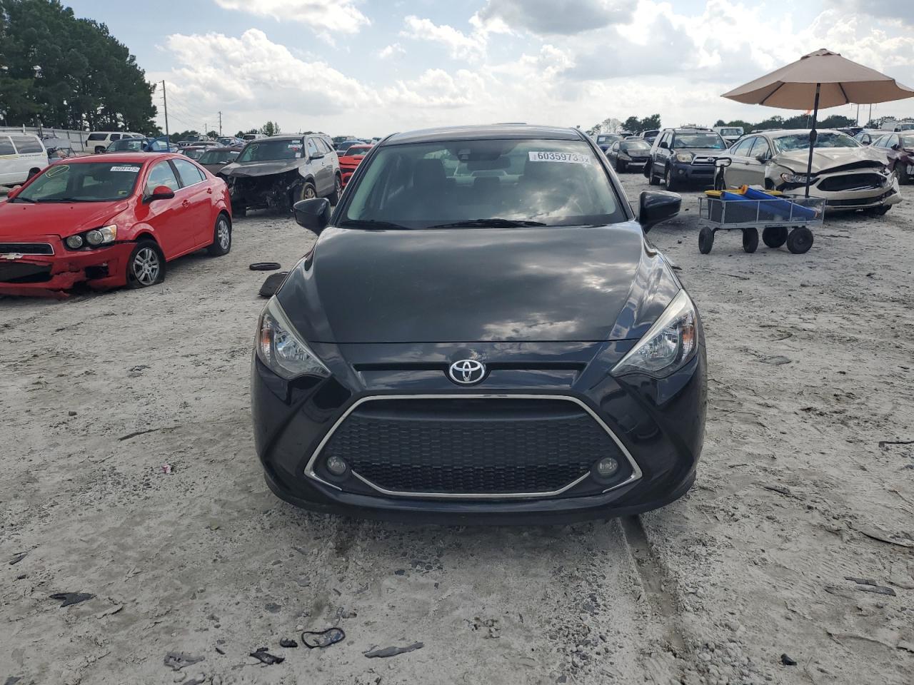 Photo 4 VIN: 3MYDLBYV5KY519110 - TOYOTA YARIS 