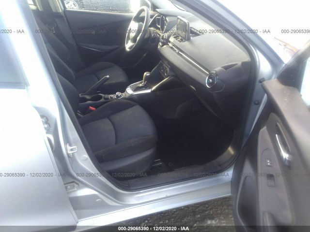 Photo 4 VIN: 3MYDLBYV6HY192077 - TOYOTA YARIS IA 