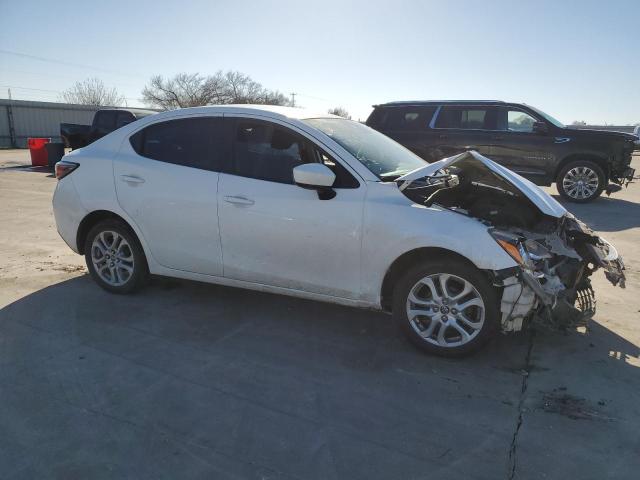 Photo 3 VIN: 3MYDLBYV6JY318427 - TOYOTA YARIS 