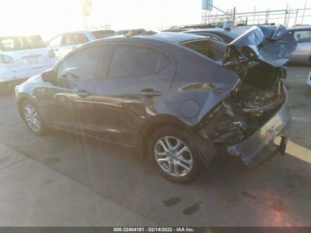 Photo 2 VIN: 3MYDLBYV6JY319240 - TOYOTA YARIS IA 