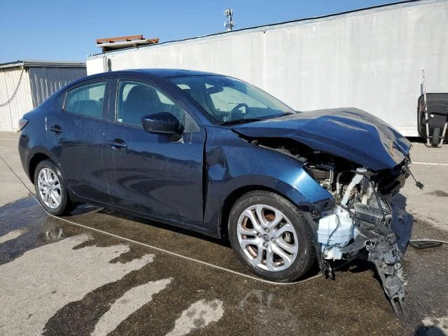 Photo 3 VIN: 3MYDLBYV6JY322526 - TOYOTA YARIS IA 