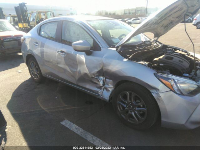 Photo 5 VIN: 3MYDLBYV6KY525871 - TOYOTA YARIS SEDAN 