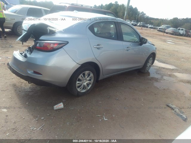 Photo 3 VIN: 3MYDLBYV6LY711900 - TOYOTA YARIS SEDAN 