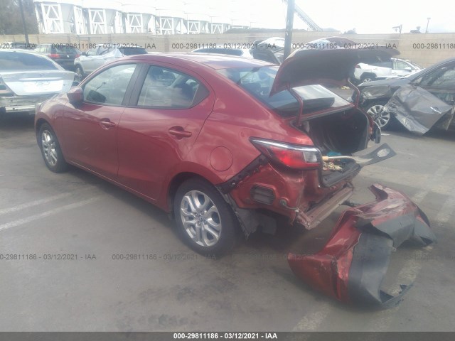 Photo 2 VIN: 3MYDLBYV7HY165132 - TOYOTA YARIS IA 