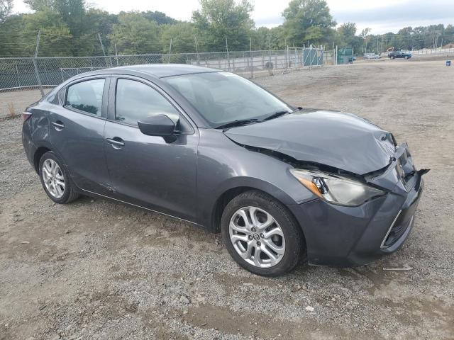 Photo 3 VIN: 3MYDLBYV8GY109196 - TOYOTA YARIS 