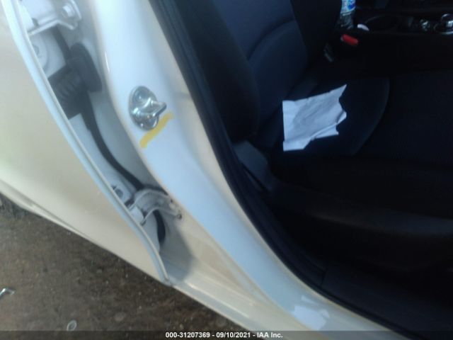 Photo 5 VIN: 3MYDLBYV8HY166144 - TOYOTA YARIS IA 