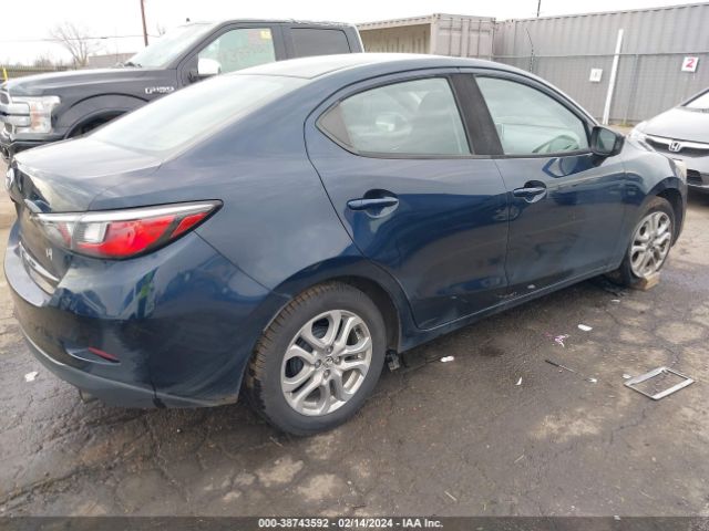 Photo 3 VIN: 3MYDLBYV8HY176883 - TOYOTA YARIS IA 