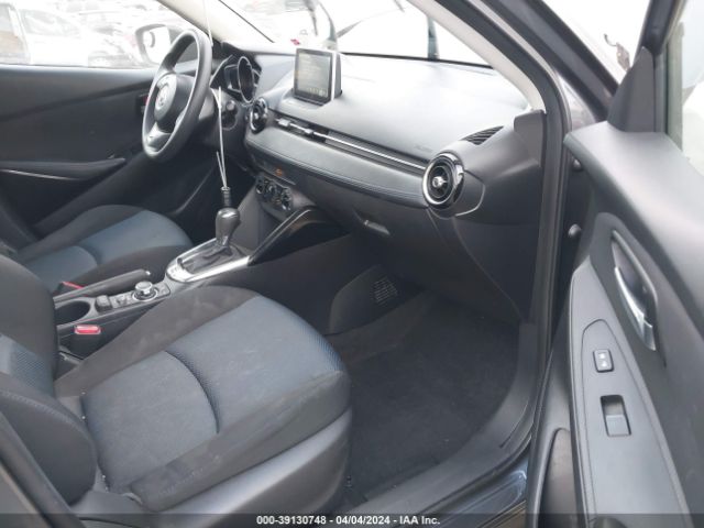 Photo 4 VIN: 3MYDLBYV8JY305582 - TOYOTA YARIS IA 