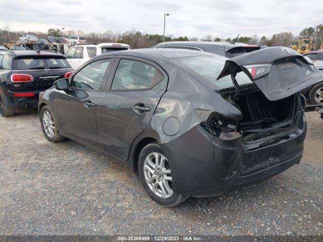 Photo 2 VIN: 3MYDLBYV8JY306067 - TOYOTA YARIS IA 