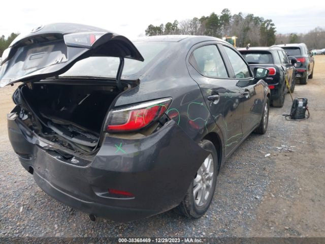 Photo 3 VIN: 3MYDLBYV8JY306067 - TOYOTA YARIS IA 