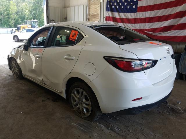 Photo 2 VIN: 3MYDLBYV8JY317215 - TOYOTA YARIS IA 