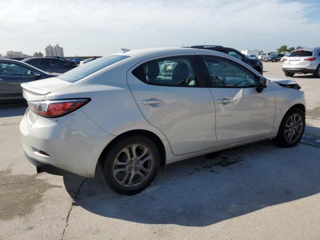 Photo 2 VIN: 3MYDLBYV8KY522910 - TOYOTA YARIS 