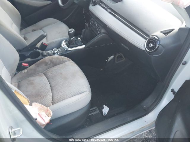 Photo 4 VIN: 3MYDLBYV8KY527931 - TOYOTA YARIS 