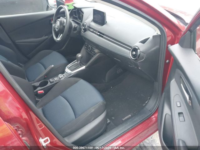 Photo 4 VIN: 3MYDLBYV9LY715312 - TOYOTA YARIS 