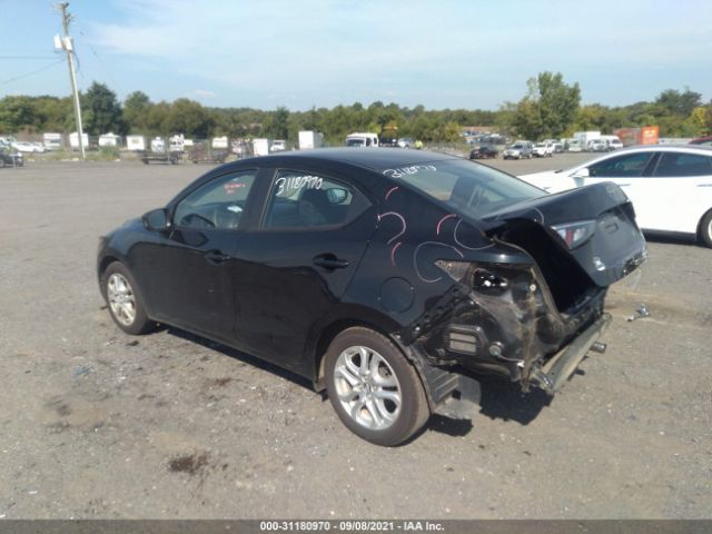 Photo 2 VIN: 3MYDLBYVXHY158627 - TOYOTA YARIS IA 