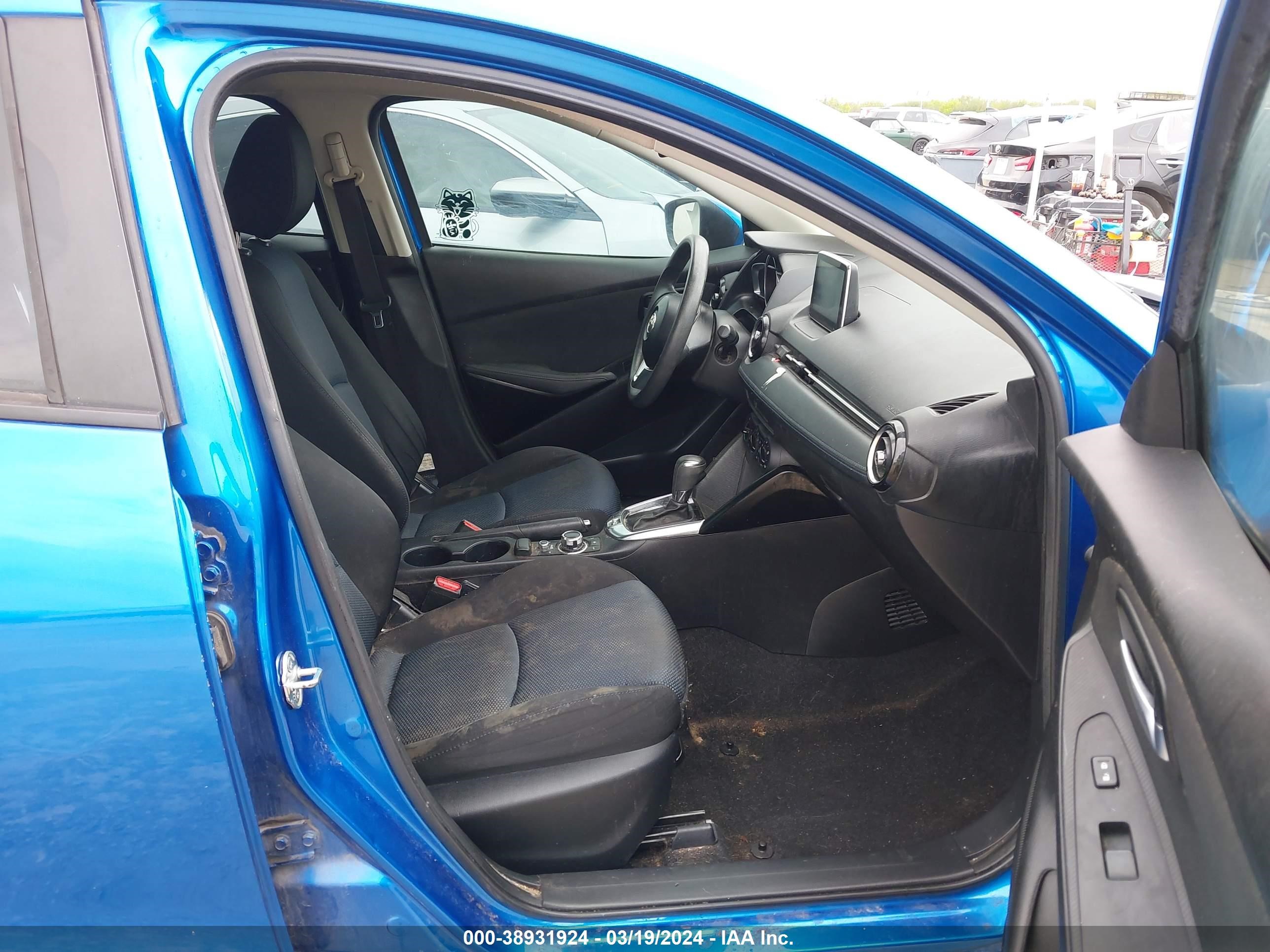 Photo 4 VIN: 3MYDLBYVXHY182314 - TOYOTA YARIS 