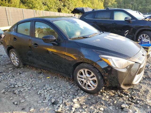 Photo 3 VIN: 3MYDLBYVXJY323680 - TOYOTA YARIS IA 