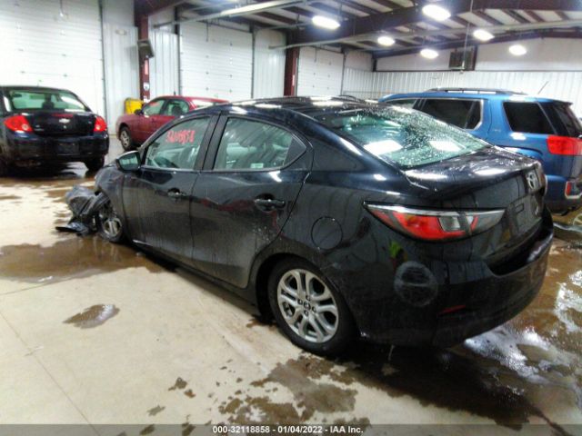 Photo 2 VIN: 3MYDLBYVXJY324697 - TOYOTA YARIS IA 