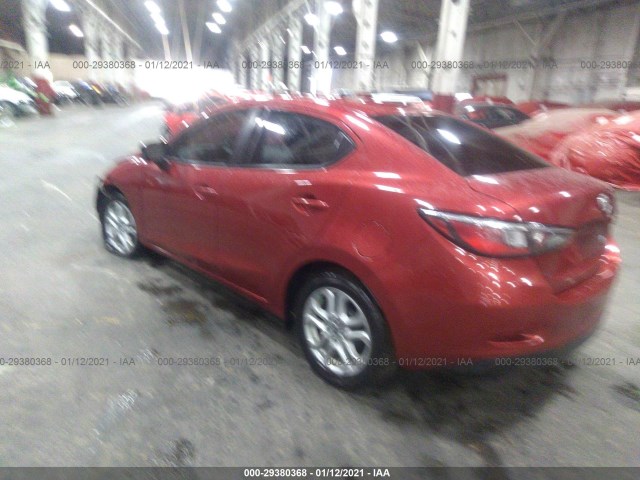 Photo 2 VIN: 3MYDLBZV0GY103178 - SCION IA 