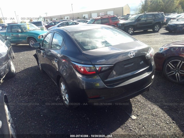 Photo 2 VIN: 3MYDLBZV0GY105464 - SCION IA 