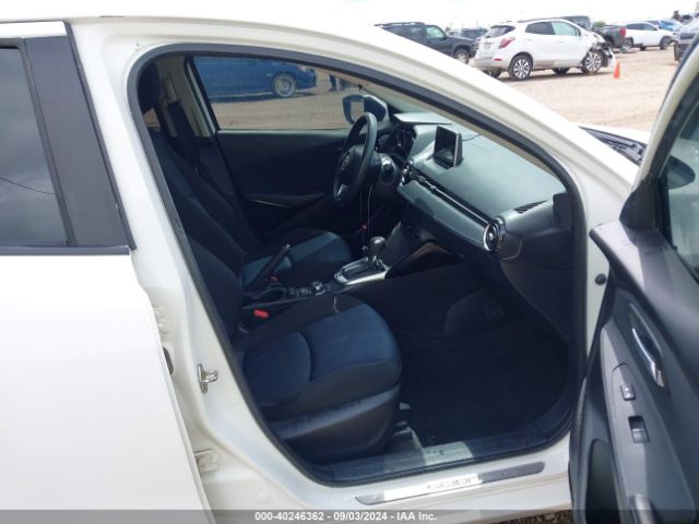 Photo 4 VIN: 3MYDLBZV0GY130204 - TOYOTA SCION IA 