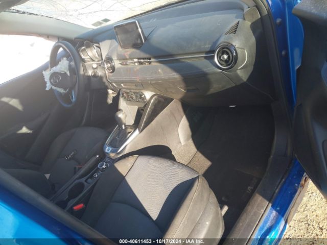 Photo 4 VIN: 3MYDLBZV0GY133586 - TOYOTA SCION IA 