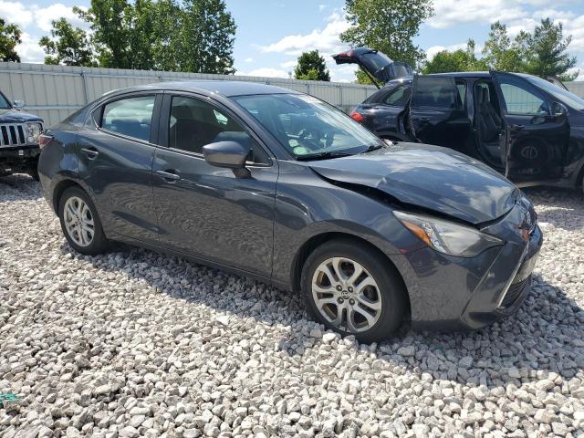 Photo 3 VIN: 3MYDLBZV1GY100631 - TOYOTA SCION IA 