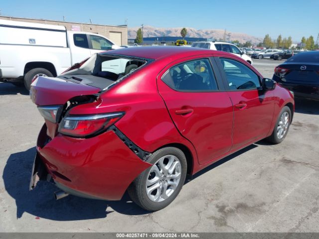 Photo 3 VIN: 3MYDLBZV1GY102959 - TOYOTA SCION IA 