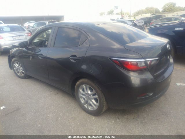 Photo 2 VIN: 3MYDLBZV1GY124265 - TOYOTA SCION IA 