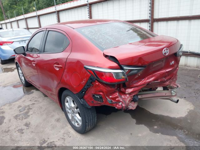 Photo 2 VIN: 3MYDLBZV1GY137582 - TOYOTA SCION IA 