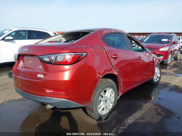 Photo 3 VIN: 3MYDLBZV1GY142779 - SCION IA 