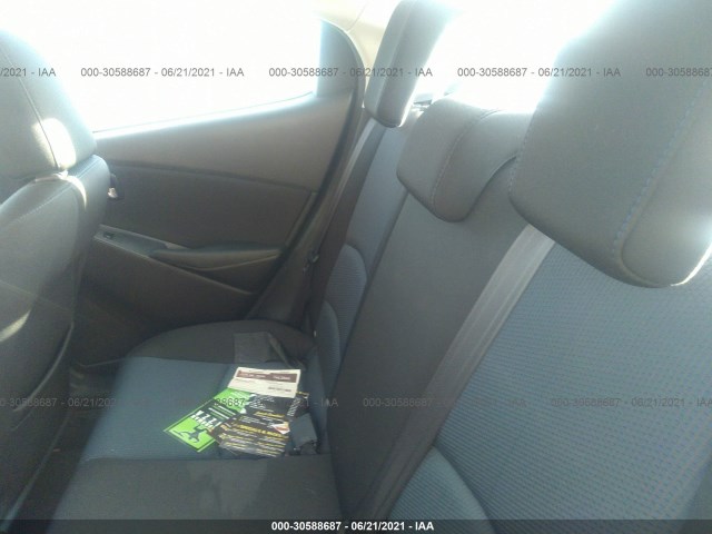 Photo 7 VIN: 3MYDLBZV2GY100203 - SCION IA 