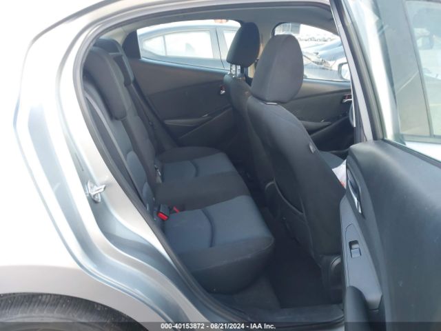 Photo 7 VIN: 3MYDLBZV2GY101495 - TOYOTA SCION IA 