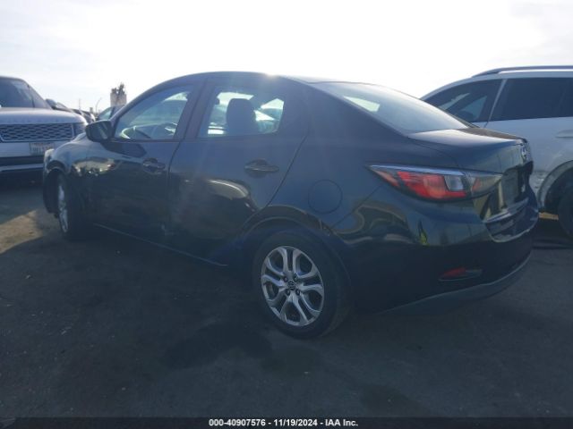 Photo 2 VIN: 3MYDLBZV2GY102646 - TOYOTA SCION IA 