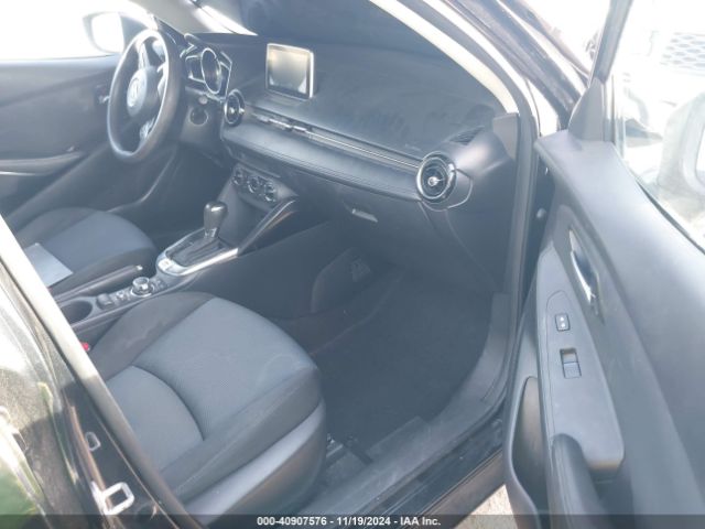 Photo 4 VIN: 3MYDLBZV2GY102646 - TOYOTA SCION IA 