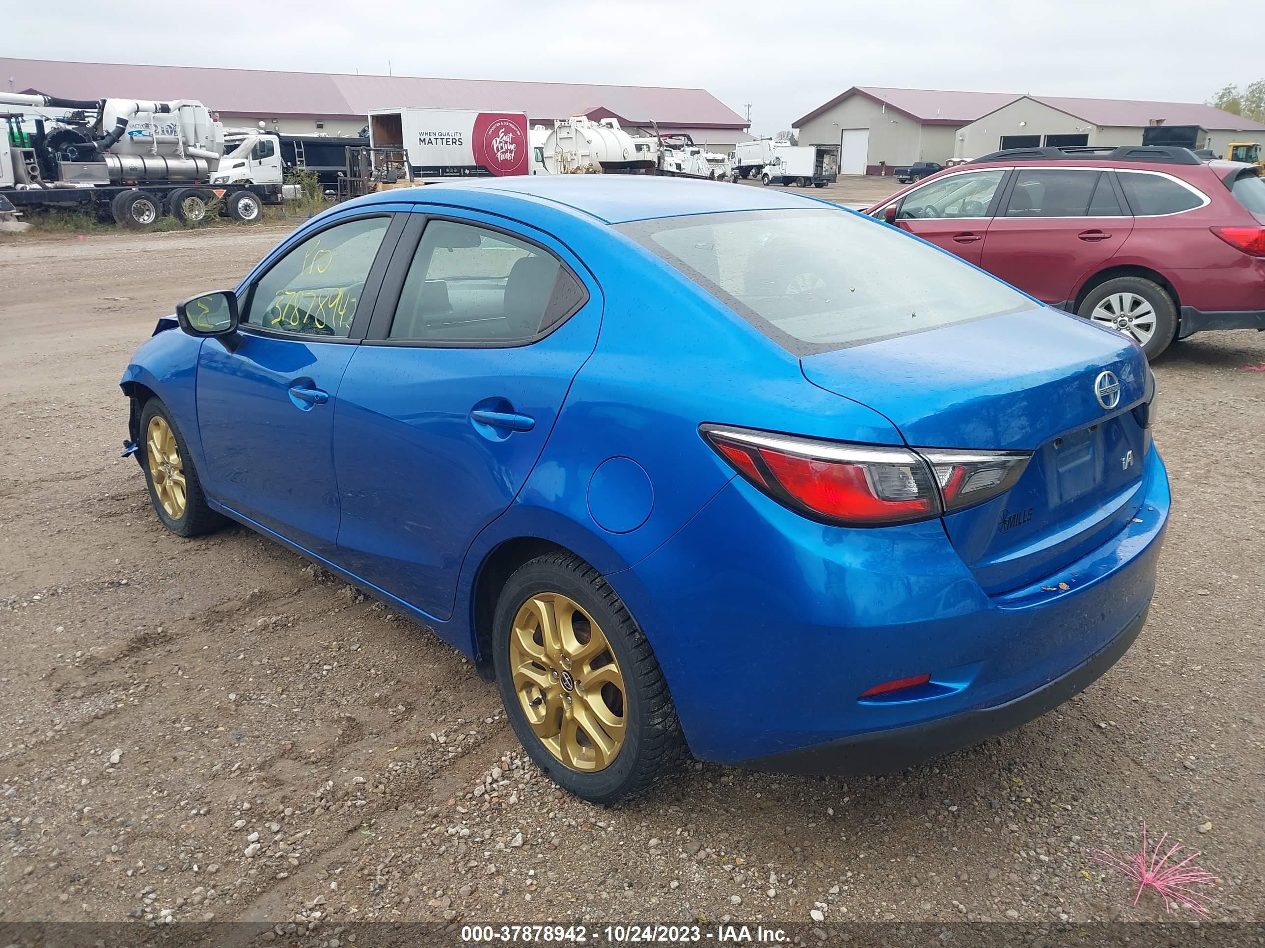 Photo 2 VIN: 3MYDLBZV2GY103540 - SCION IA 