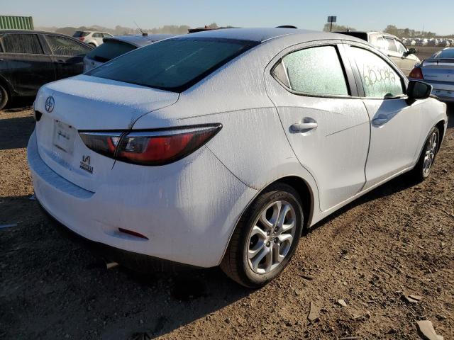 Photo 3 VIN: 3MYDLBZV2GY112478 - TOYOTA SCION IA 