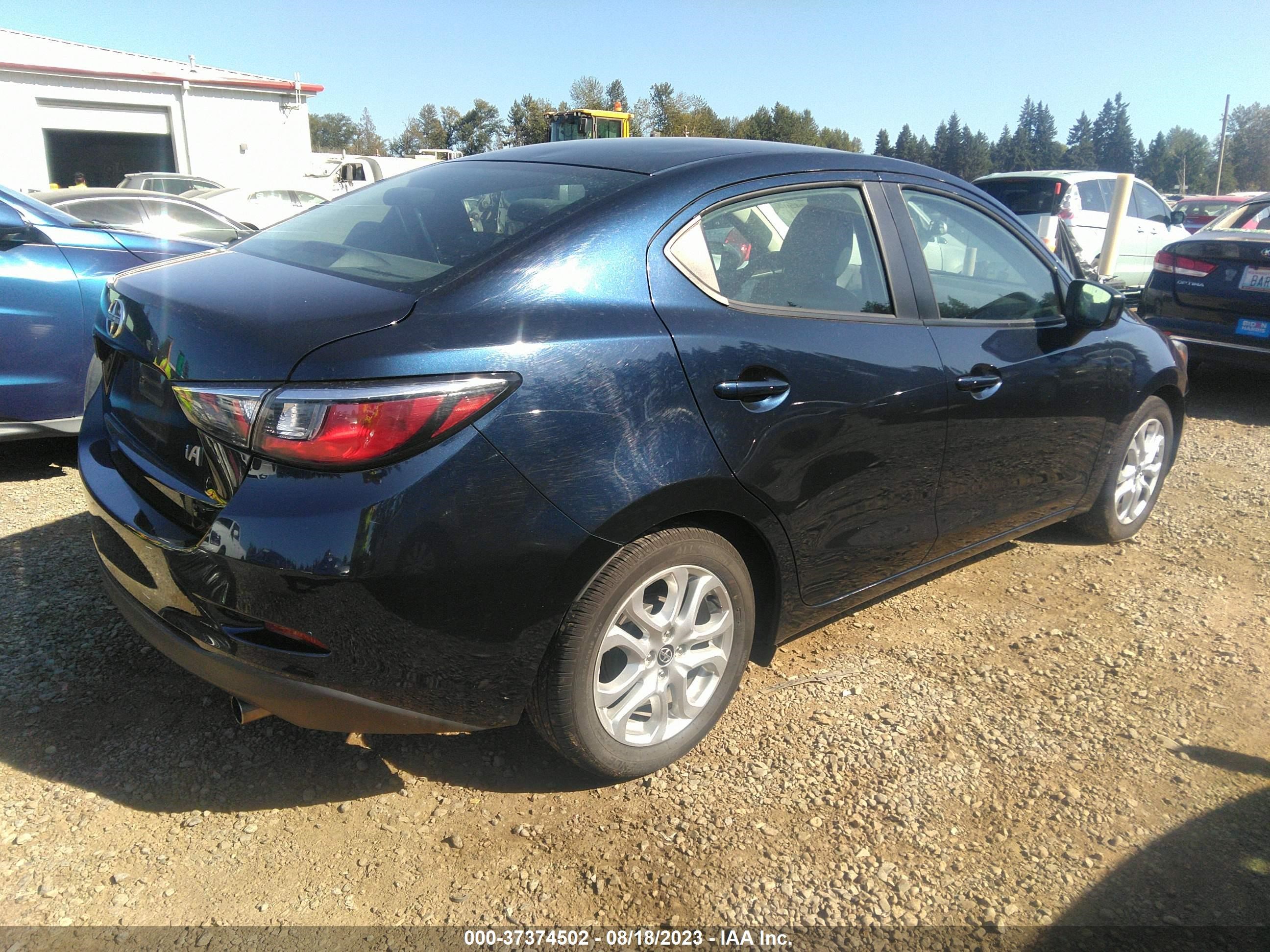 Photo 3 VIN: 3MYDLBZV2GY127904 - SCION IA 