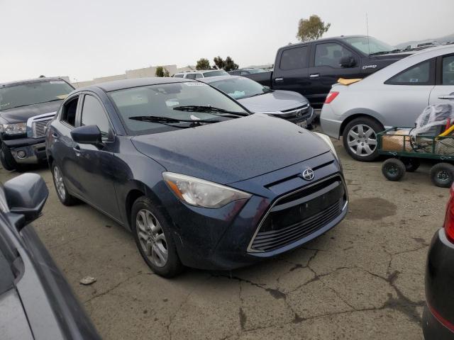 Photo 3 VIN: 3MYDLBZV2GY135856 - TOYOTA SCION 