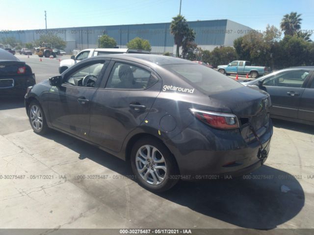 Photo 2 VIN: 3MYDLBZV2GY136652 - SCION IA 