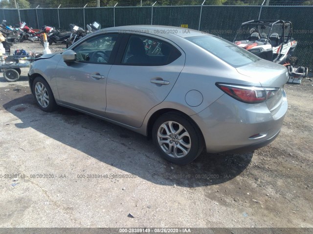 Photo 2 VIN: 3MYDLBZV2GY137431 - SCION IA 