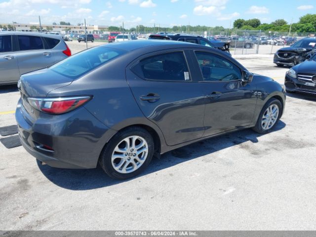 Photo 3 VIN: 3MYDLBZV2GY139292 - TOYOTA SCION IA 